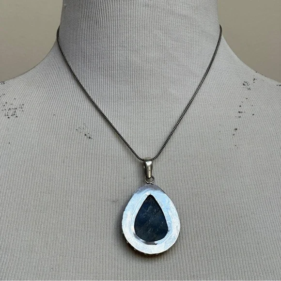 Teardrop Shape Labradorite Pendant - Unique Blue Flash - Picture 3 of 10